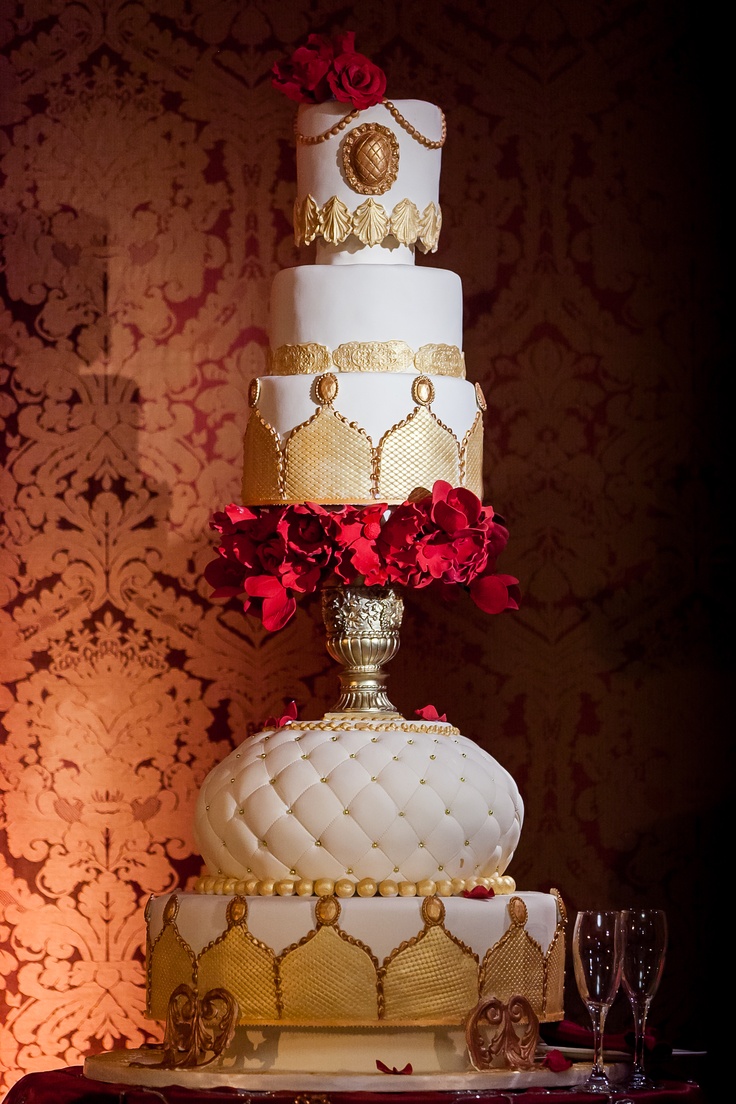 UNUSUAL WEDDING CAKE IDEAS | PINK LOTUS EVENTS